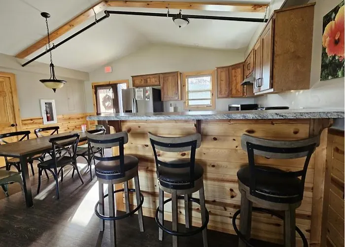 Lodge Wildlife Prairie Park Hanna City