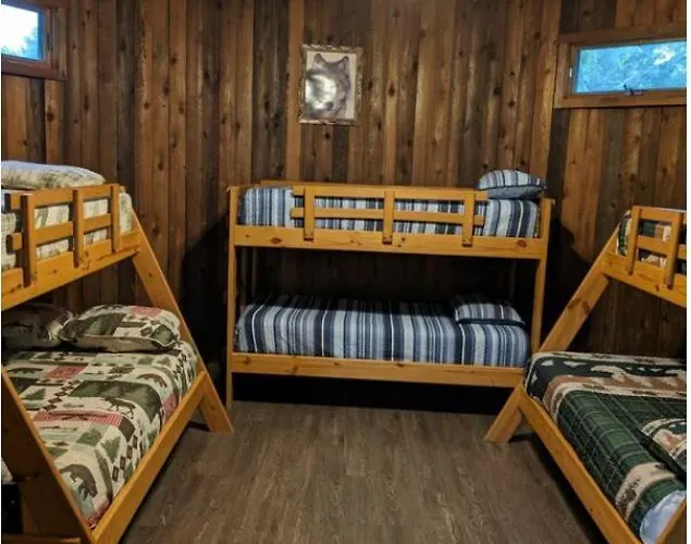 Wildlife Prairie Park Lodge